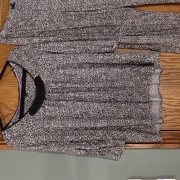 Women's Kensie Two Piece Pajama Set - Picture 2 of 10